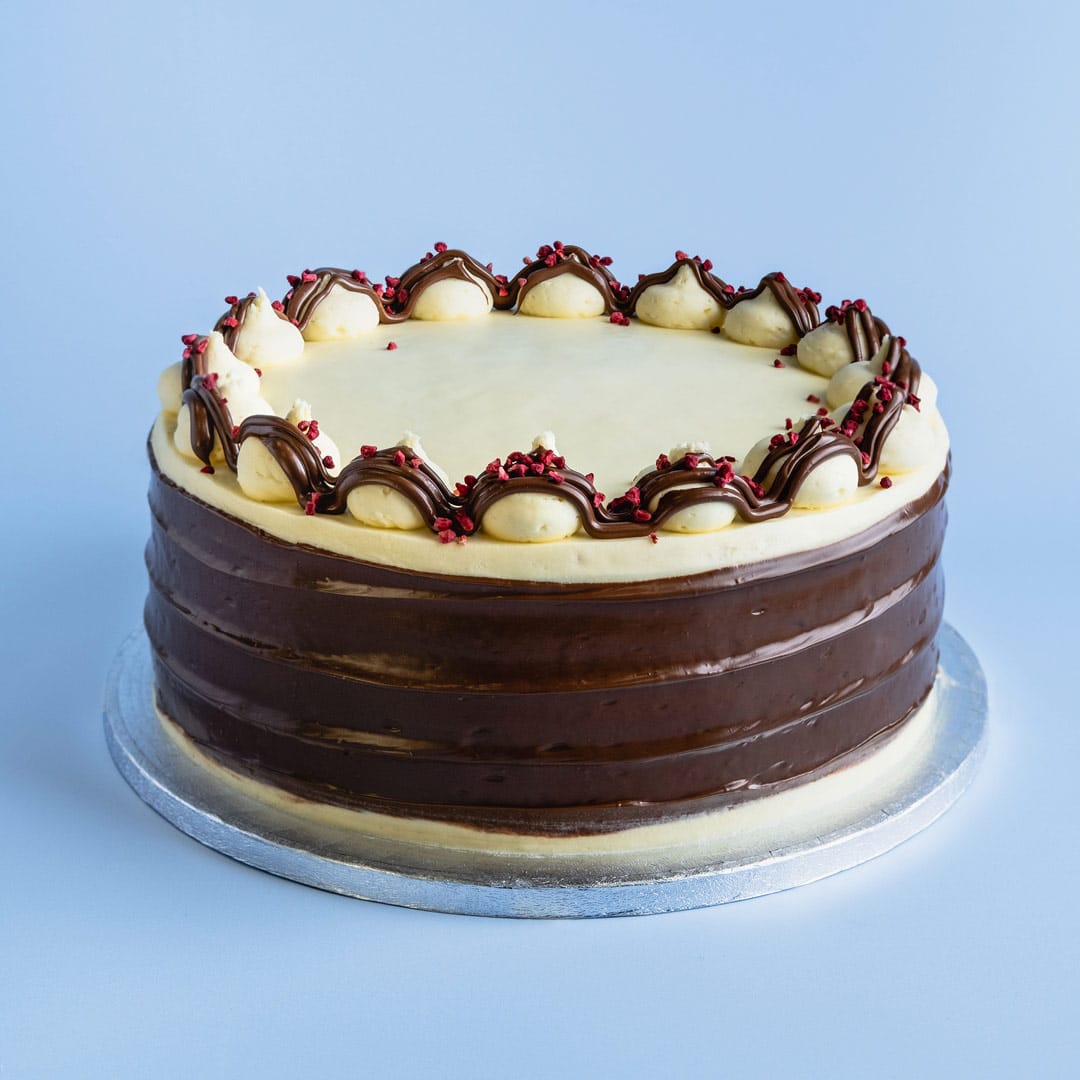 Raspberry Nutella Cake