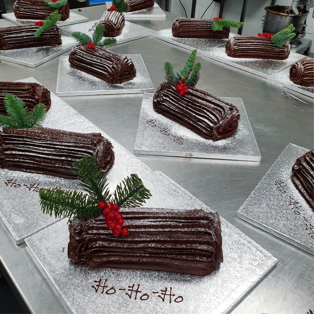 Chocolate Yule Log - Image 5