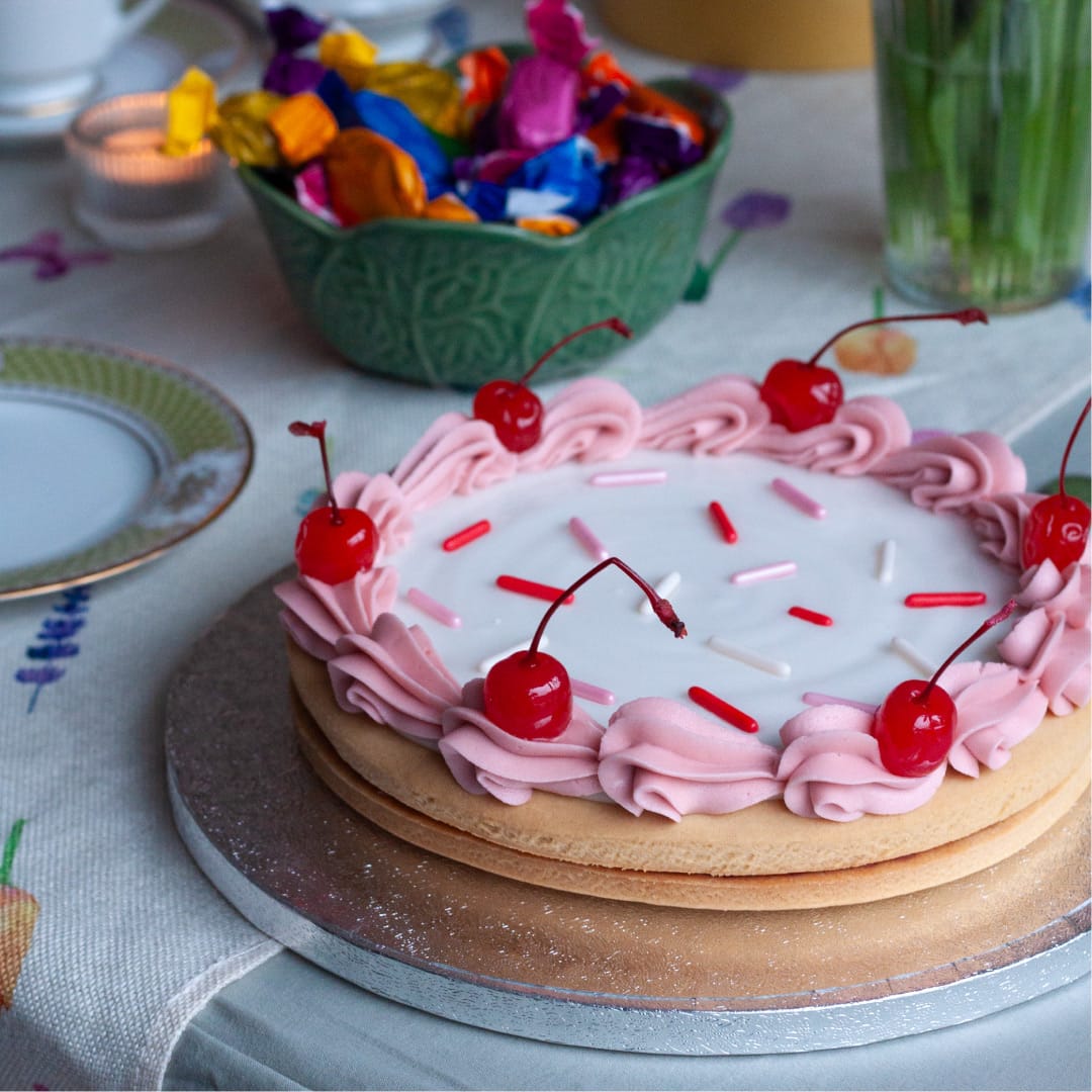 Mother's Day Giant Empire Biscuit - Image 2