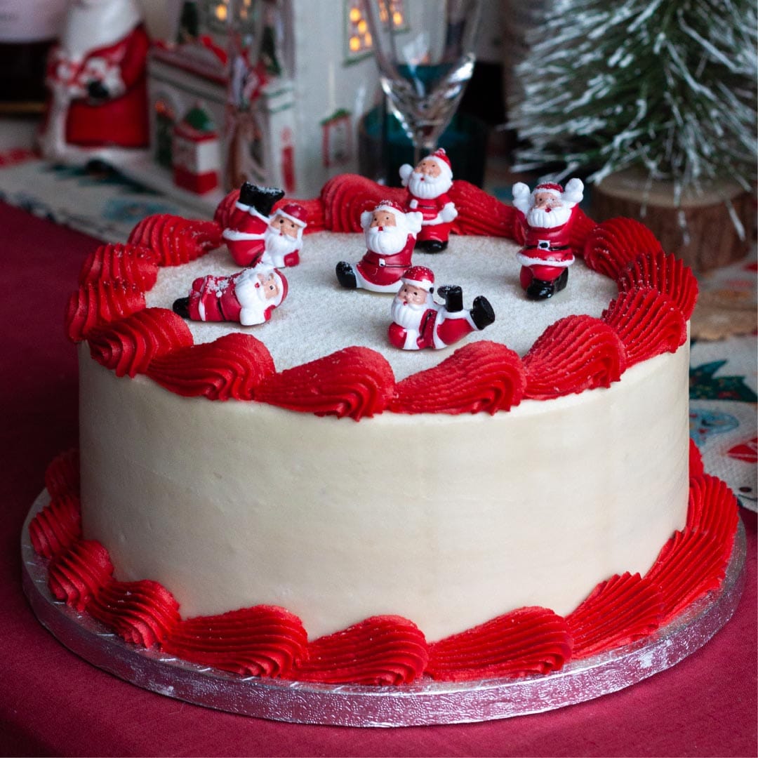 Red Velvet Santa Cake - Image 2