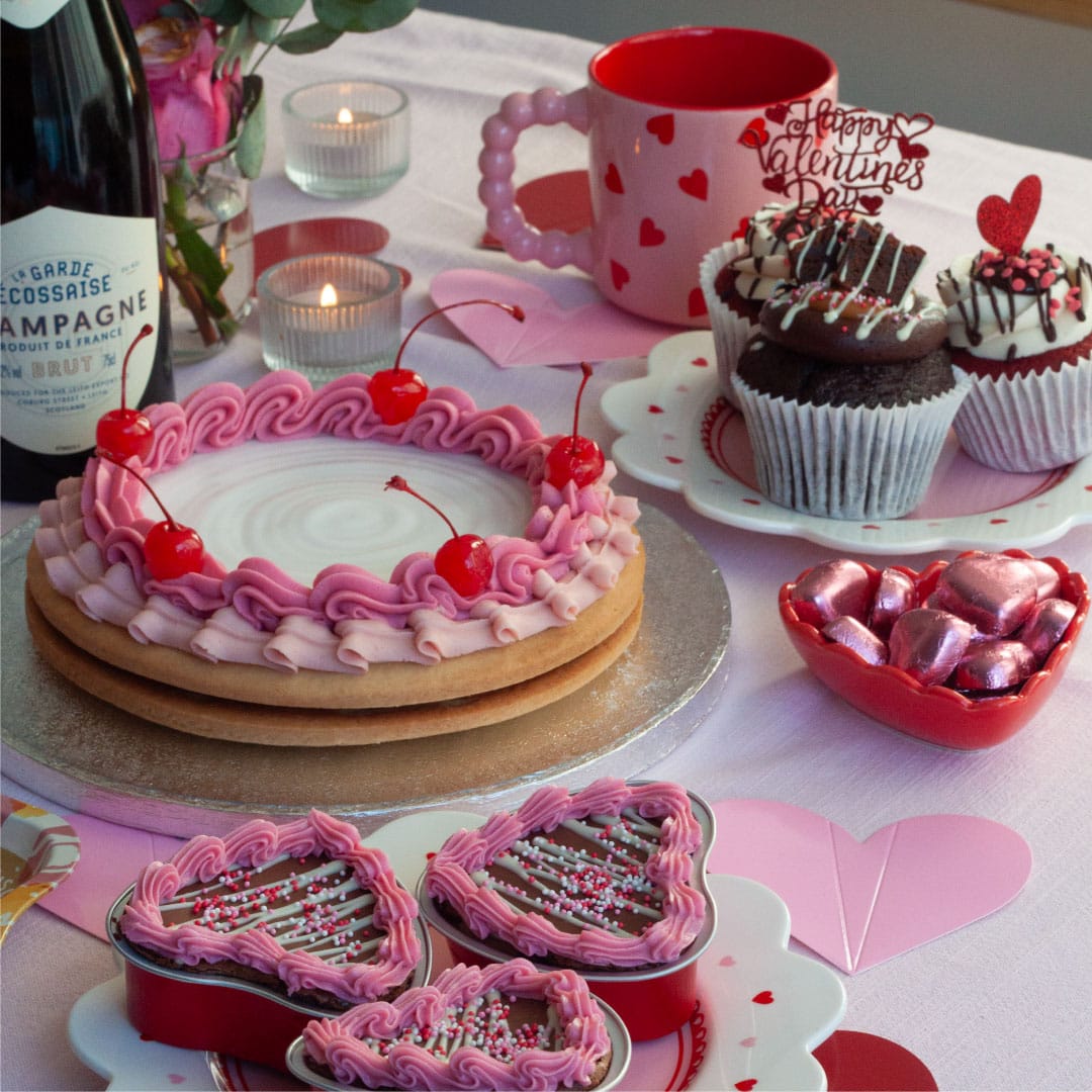 Alternative view of Valentine's Giant Empire Biscuit