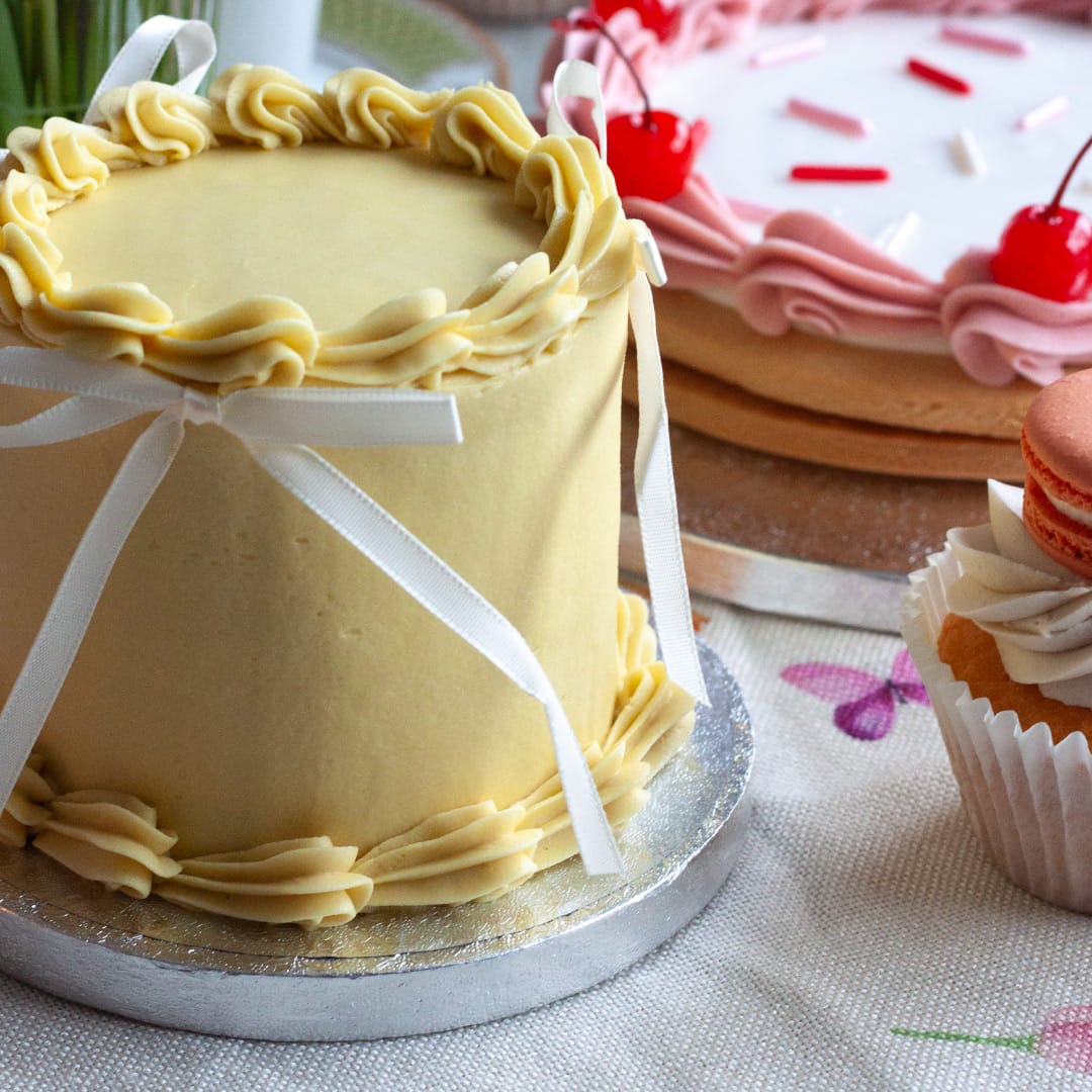 Mother's Day Lemon Bento Cake - Image 2